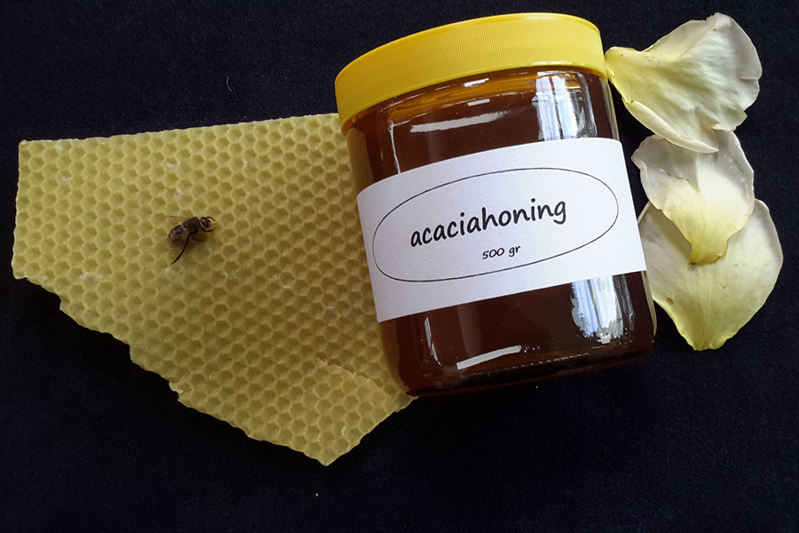 Acaciahoning CoopSaam Buurtwinkel Essen