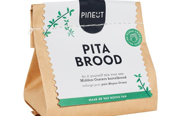 Pineut borrelbrood Pita brood Producten in de kijker Webshop